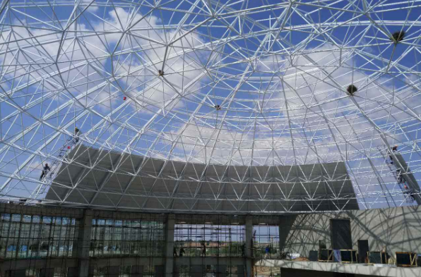 邹城网架公司为大家分享干煤棚在后期的维护措施